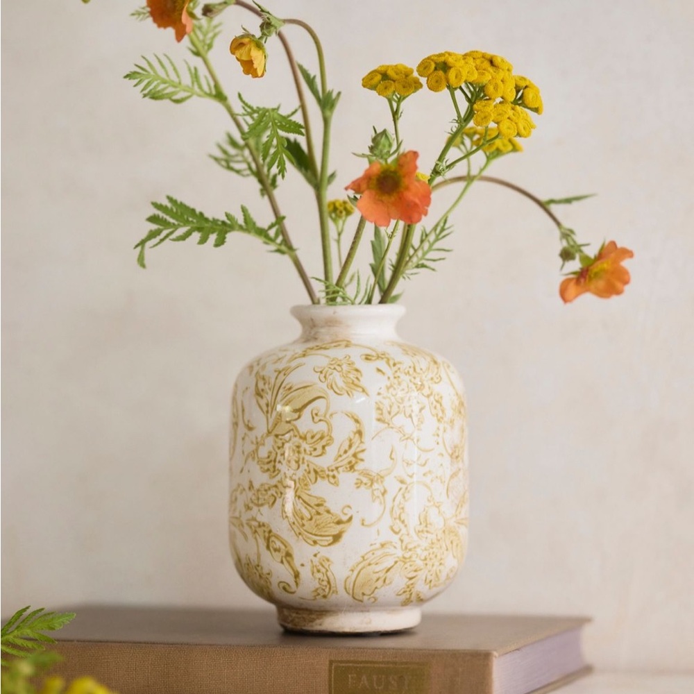 NWT Terrain Elegant Gold and White Floral Vase
